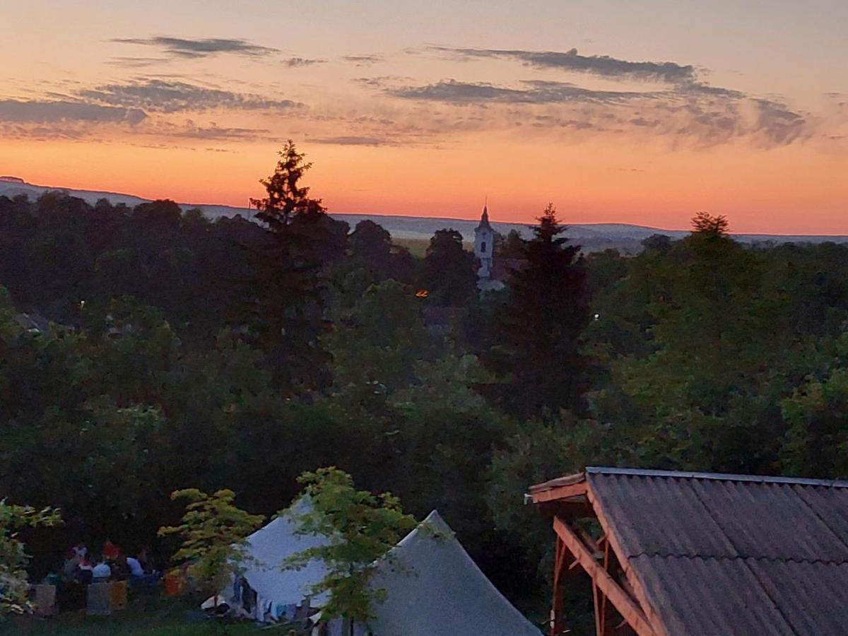Glamp-Inn Kapolcs Extérieur photo